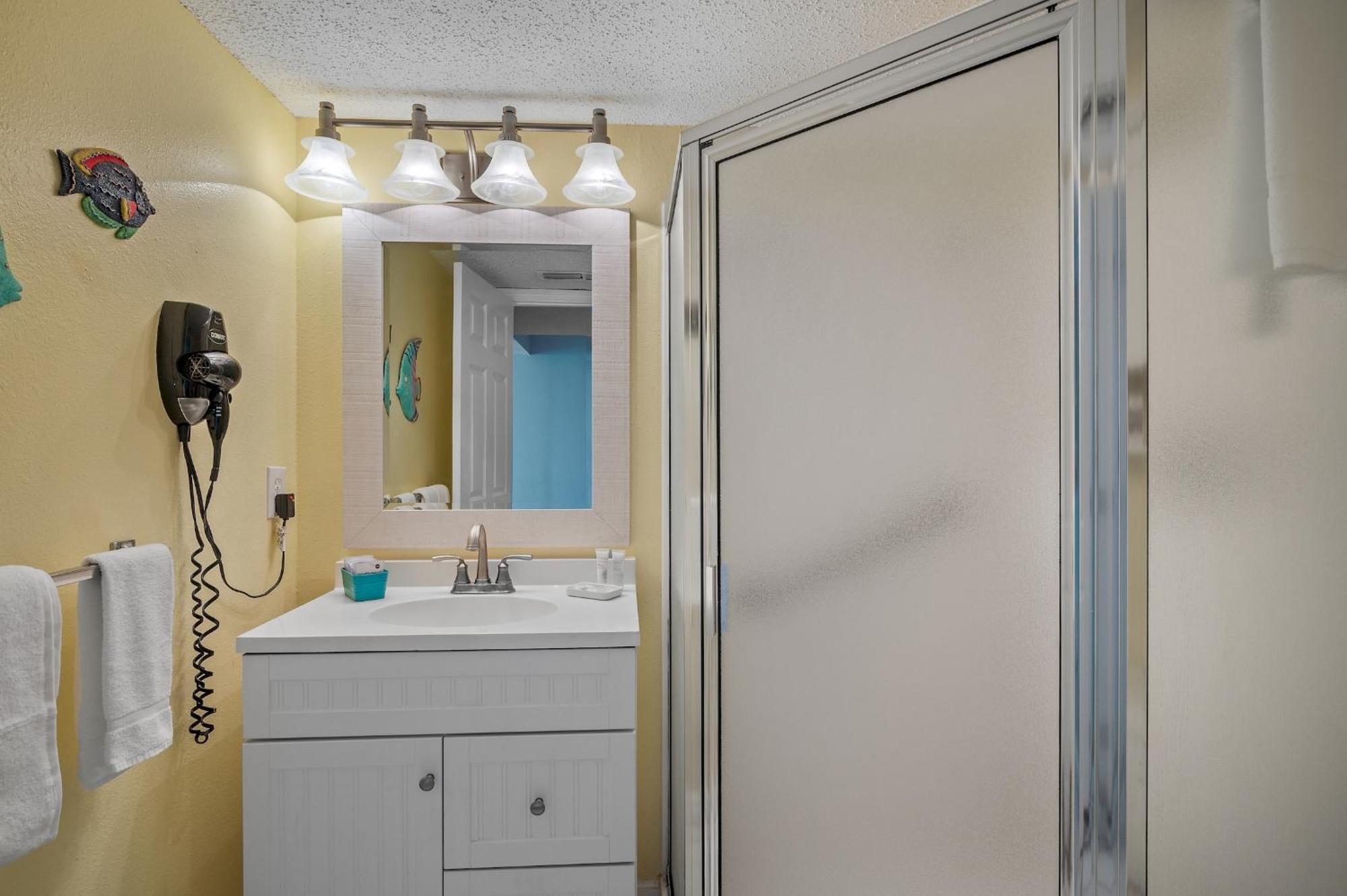 Pelican Beach Resort - Destin Condo Getaways By Cls ภายนอก รูปภาพ